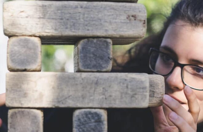 A Guide to Risk Identification in Software Projects